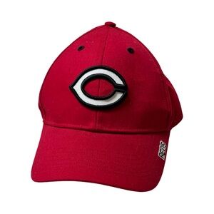 Cincinnati Reds Adjustable Cap Hat Genuine Merchandise Fan‎ Favorite